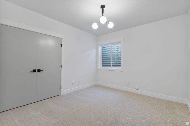 710 E MOUNTAIN ROAD, North Ogden, UT 84414