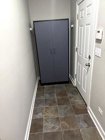 1730 W Beach Avenue 1, Chicago, IL 60622