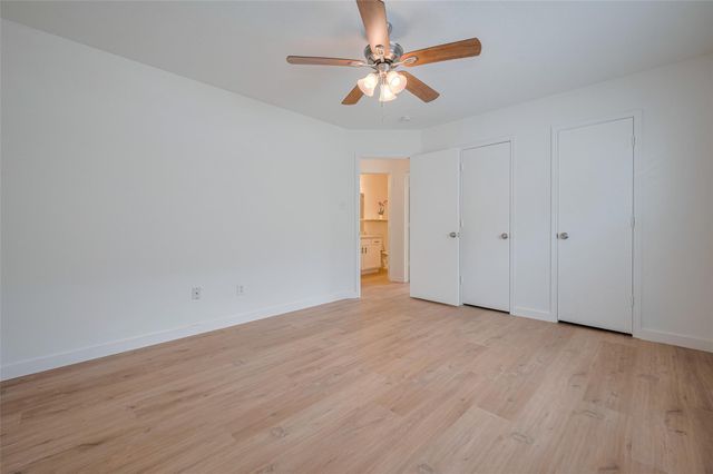 10918 Linden Gate Drive, Houston, TX 77075