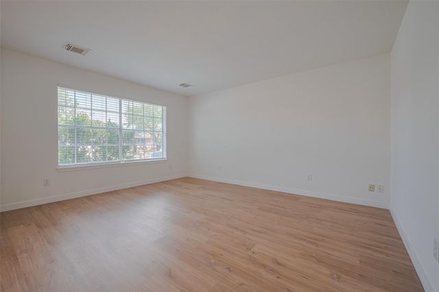 10918 Linden Gate Drive, Houston, TX 77075