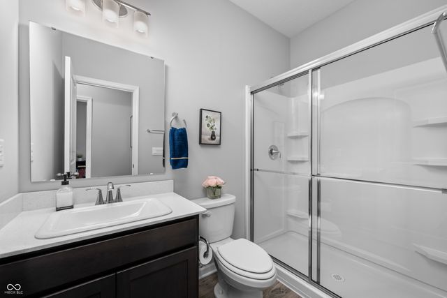 7686 Rolling Green Drive, Plainfield, IN 46168