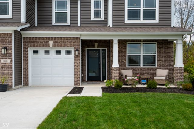 7686 Rolling Green Drive, Plainfield, IN 46168
