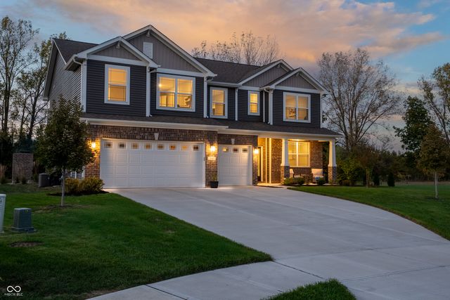 7686 Rolling Green Drive, Plainfield, IN 46168