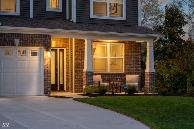 7686 Rolling Green Drive, Plainfield, IN 46168