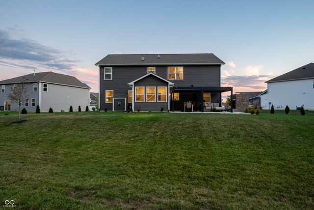 7686 Rolling Green Drive, Plainfield, IN 46168