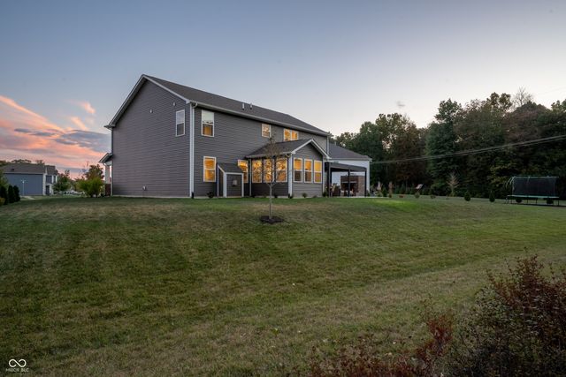 7686 Rolling Green Drive, Plainfield, IN 46168