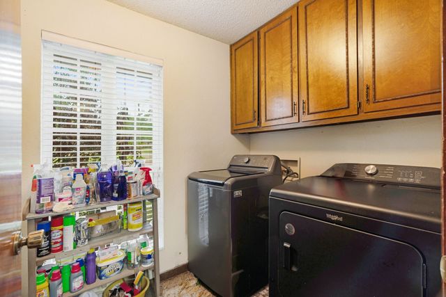 820 NE 32nd, Paris, TX 75460