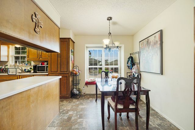 820 NE 32nd, Paris, TX 75460