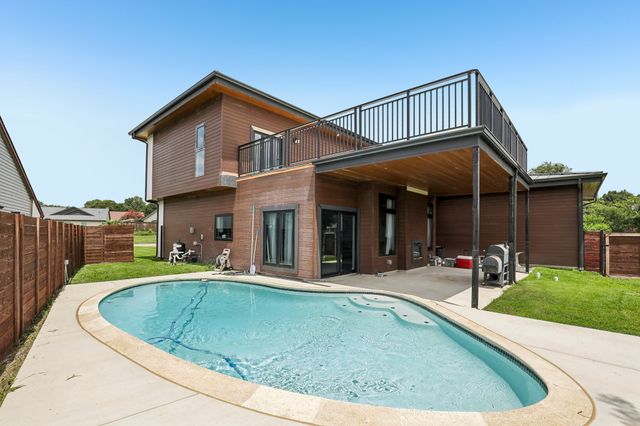 8 O Hare Circle, The Colony, TX 75056