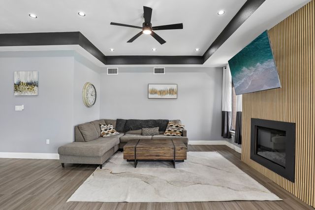 8 O Hare Circle, The Colony, TX 75056