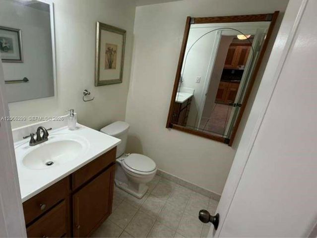 16740 NE 9th Ave 807, North Miami Beach, FL 33162