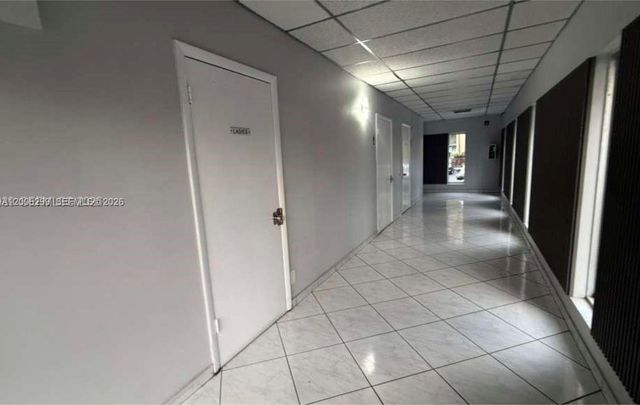 16740 NE 9th Ave 807, North Miami Beach, FL 33162