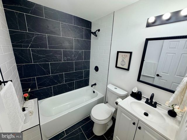 90 MARSHALL AVE, Hamilton, NJ 08610