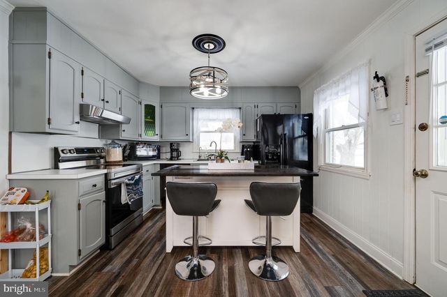 101 GIRARD AVE, Reading, PA 19605