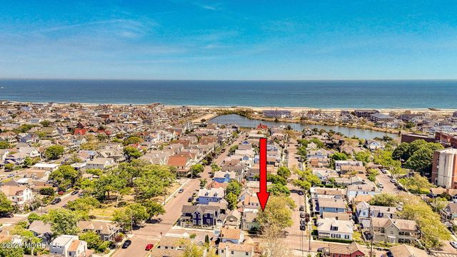 89 Franklin Avenue, Ocean Grove, NJ 07756