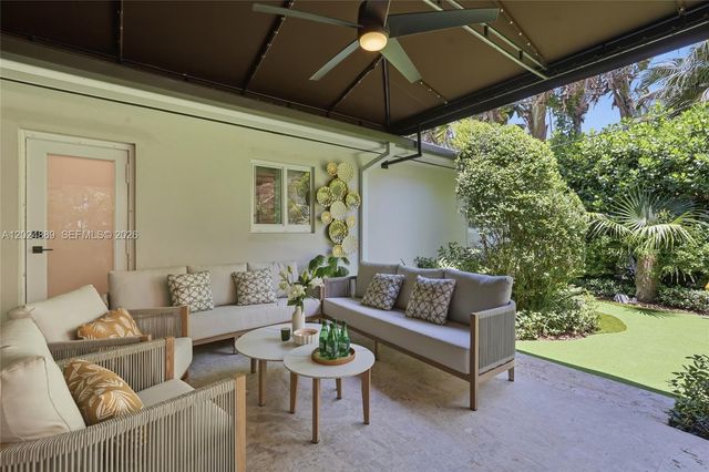 1505 Robbia Ave, Coral Gables, FL 33146
