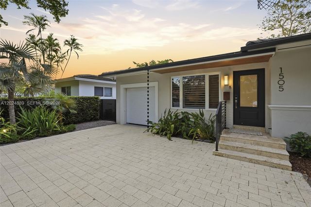 1505 Robbia Ave, Coral Gables, FL 33146