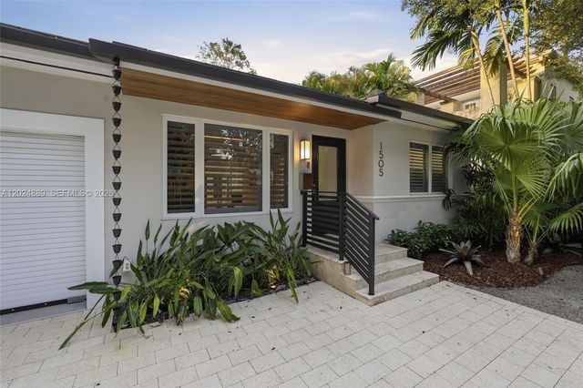1505 Robbia Ave, Coral Gables, FL 33146