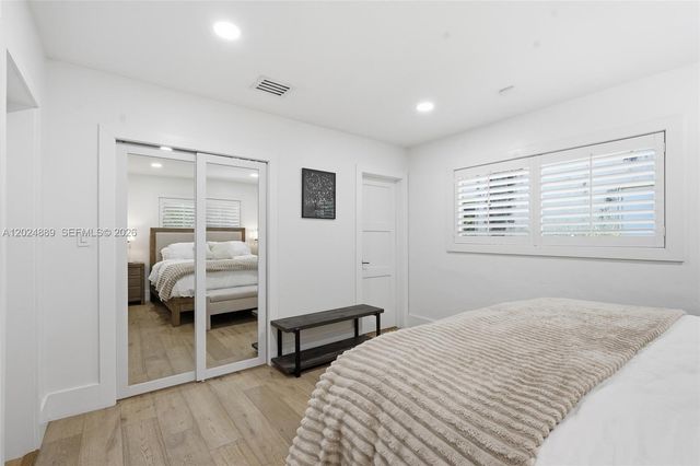 1505 Robbia Ave, Coral Gables, FL 33146