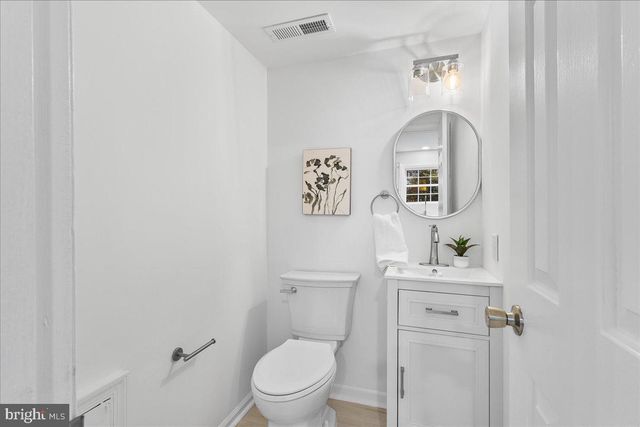 2227 ROCK CREEK RD, Fredericksburg, VA 22407