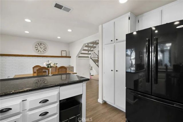 1693 N Mountain D, Upland, CA 91784