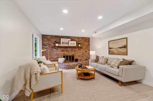 9838 Barth Drive, Zionsville, IN 46077