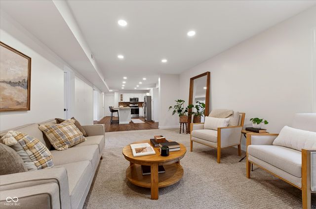 9838 Barth Drive, Zionsville, IN 46077