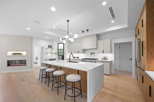 2518 Tannehill Drive, Houston, TX 77008