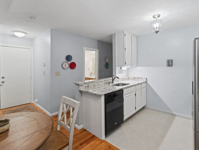 116 Tall Oaks Drive M, Weymouth, MA 02190
