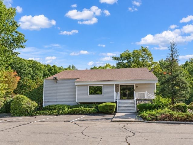 116 Tall Oaks Drive M, Weymouth, MA 02190