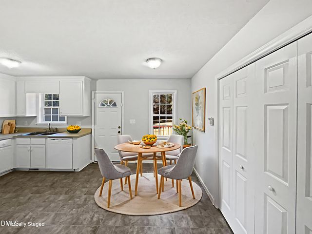 9025 Ferrell Road, Zebulon, NC 27597