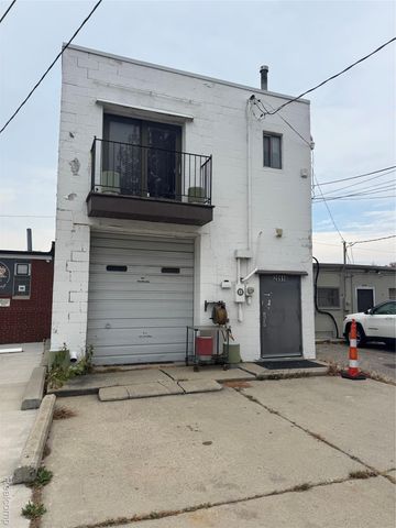 20908 Kelly, Eastpointe, MI 48021