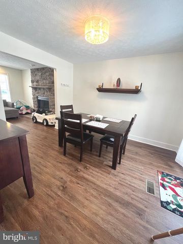 2405 GIFHORN CT, Fredericksburg, VA 22408