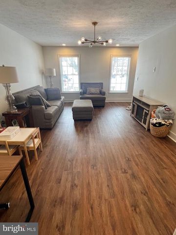 2405 GIFHORN CT, Fredericksburg, VA 22408