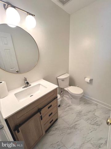 2405 GIFHORN CT, Fredericksburg, VA 22408