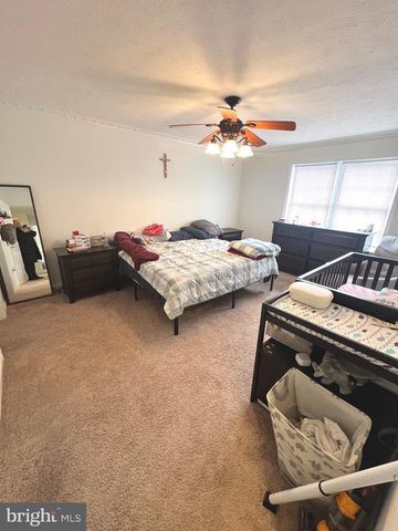 2405 GIFHORN CT, Fredericksburg, VA 22408