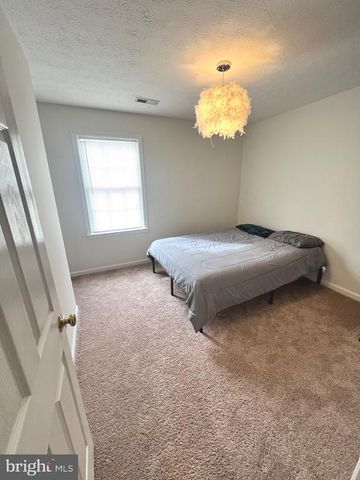 2405 GIFHORN CT, Fredericksburg, VA 22408