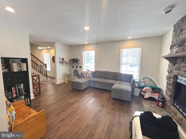 2405 GIFHORN CT, Fredericksburg, VA 22408