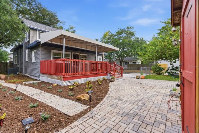 3017 N WOODROW AVENUE, Tampa, FL 33603