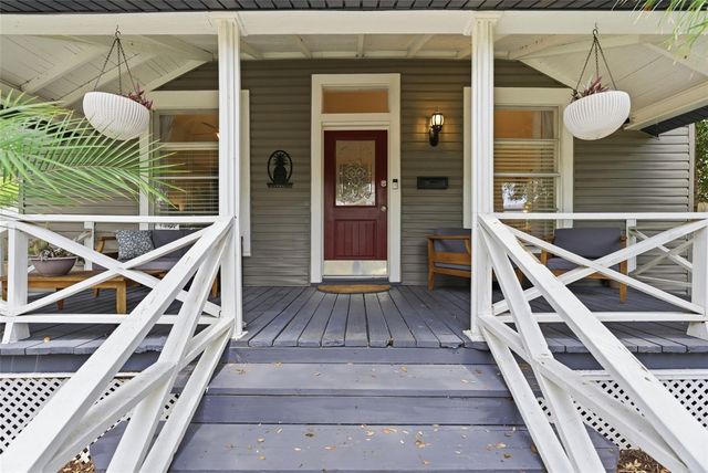 3017 N WOODROW AVENUE, Tampa, FL 33603