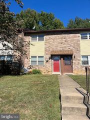 208 COBBLE CREEK CURV, Newark, DE 19702