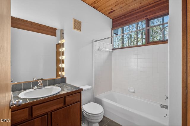 5811 Buck Quarter Road, Hillsborough, NC 27278