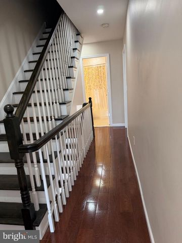 1112 E MOYAMENSING AVE, Philadelphia, PA 19147