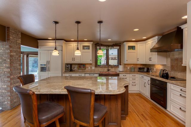 2025 Baseline Drive, Grand Junction, CO 81507