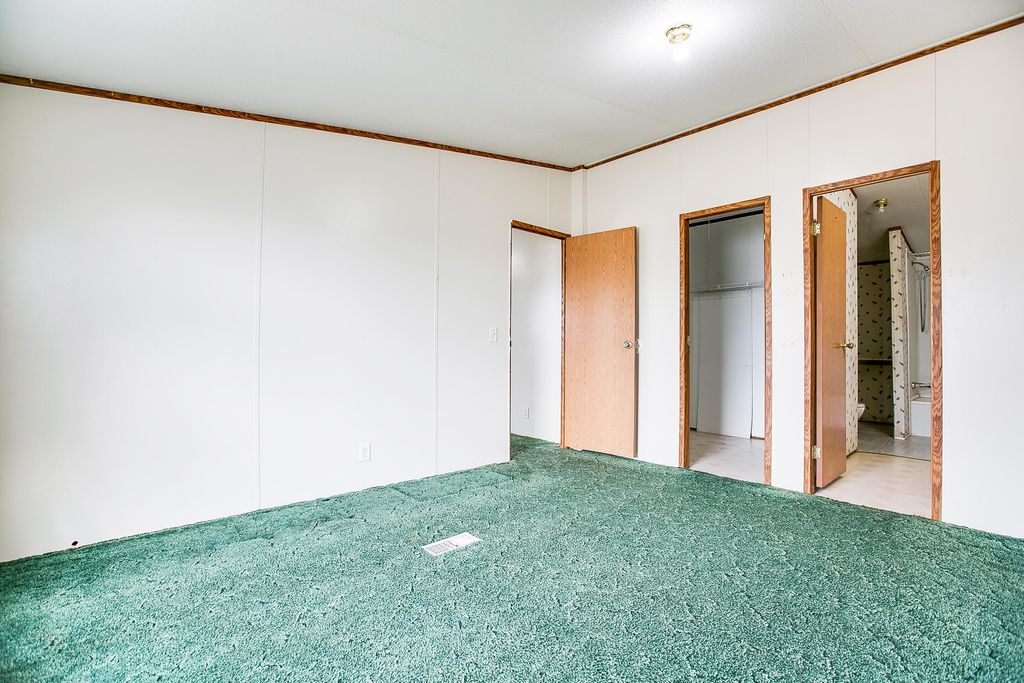 Image 13 of property listing at 10158 W Indian Creek Road, San Angelo, TX 76901