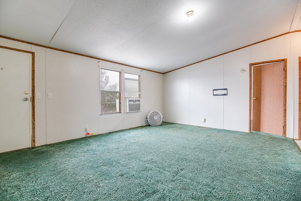 Image 3 of property listing at 10158 W Indian Creek Road, San Angelo, TX 76901