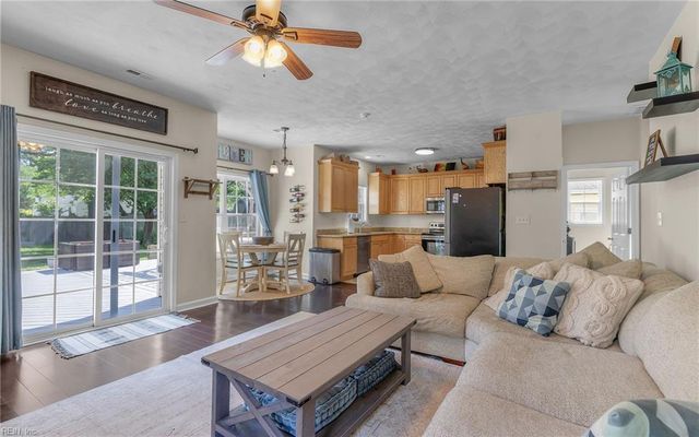 226 Marlene ST, Virginia Beach, VA 23452