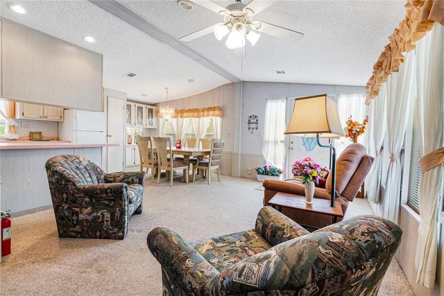 9000 US HIGHWAY 192 517, Clermont, FL 34714