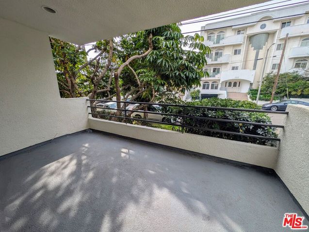 1312 S Saltair Avenue 102, Los Angeles, CA 90025