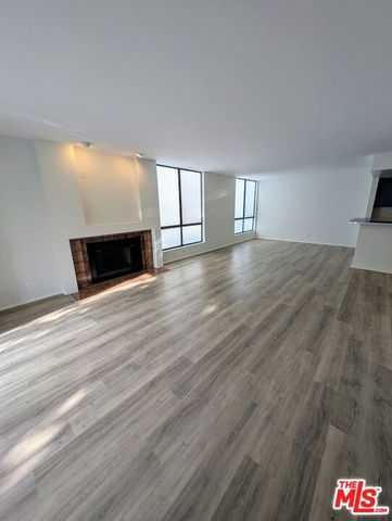 1312 S Saltair Avenue 102, Los Angeles, CA 90025